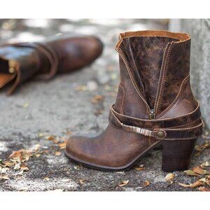 Corral Indie Spirit Rosalie Womens 7 Ankle Boot Distressed Brown Leather Strap